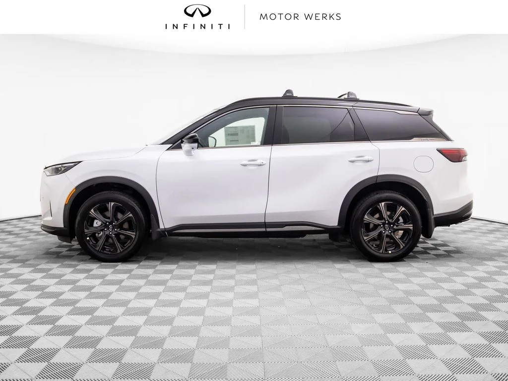 New 2027 2T RAD WHT INFINITI Autograph AWD image 2
