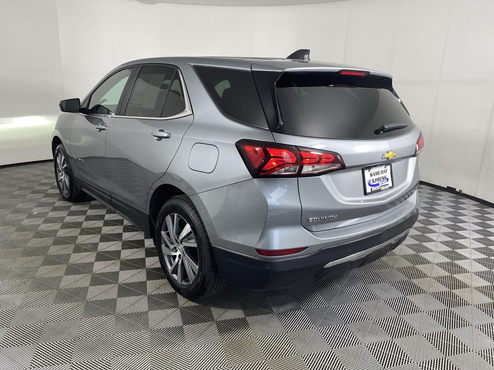 Used 2024 Sterling Gray Metallic Chevrolet LT image 5