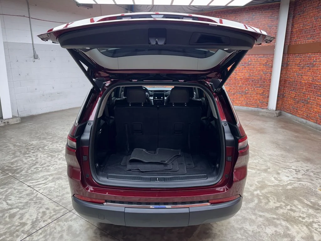 Certified Used 2022 Velvet Jeep Limited image 28