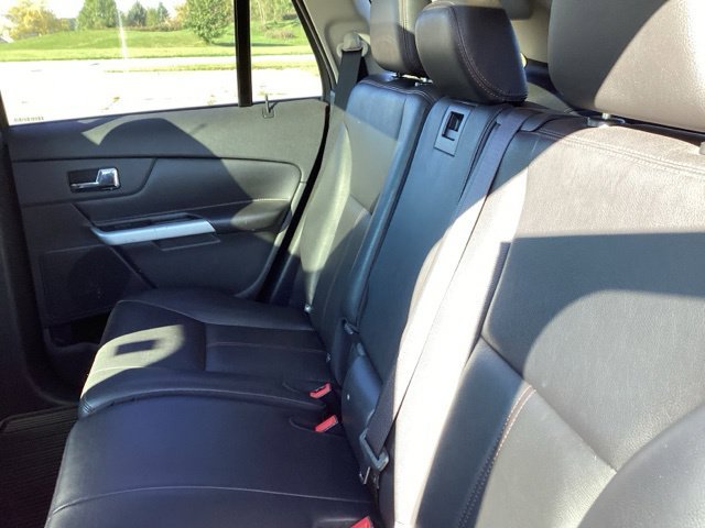 Used 2011 Red Ford Limited image 15