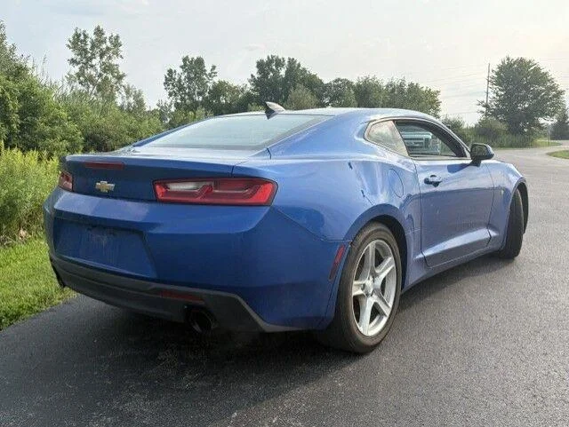 Used 2016 Hyper Blue Metallic Chevrolet 2LT image 14