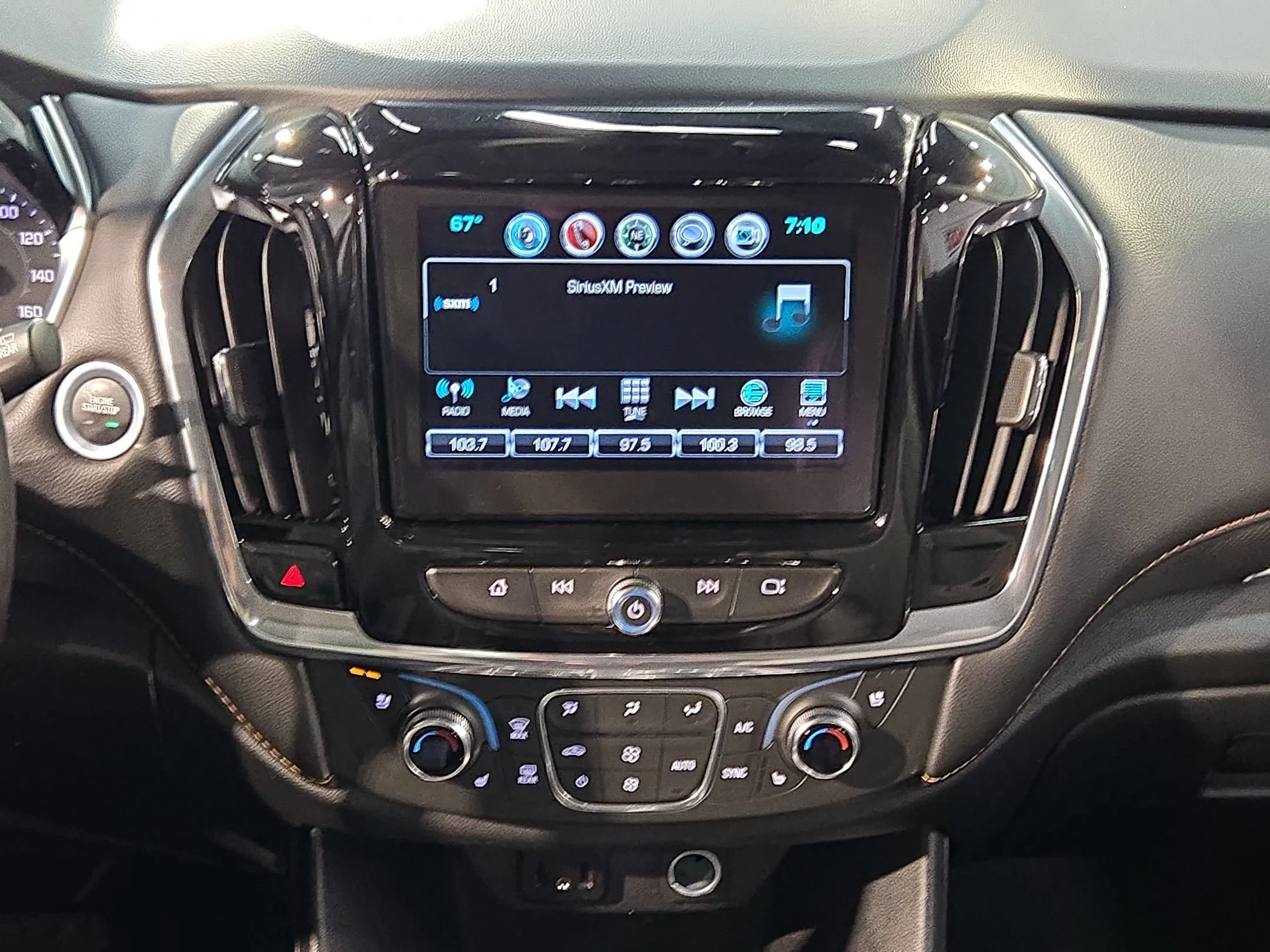 Used 2019 Summit White Chevrolet Premier image 16
