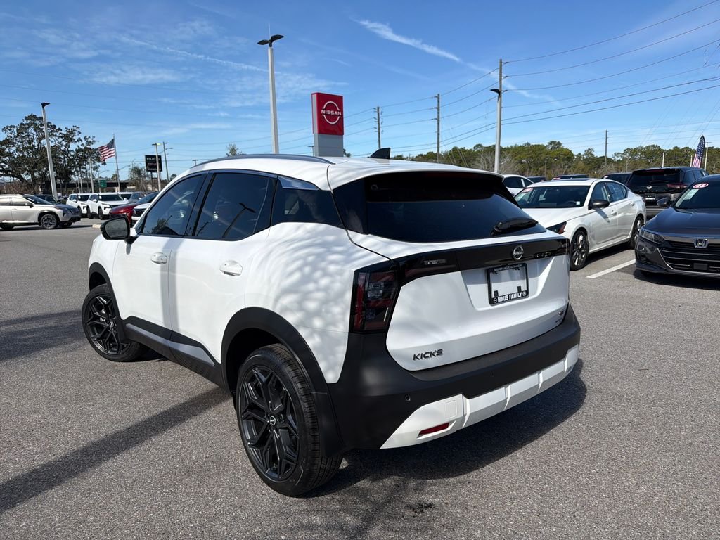 New 2026 Nissan Kicks SR 4D Sport Utility