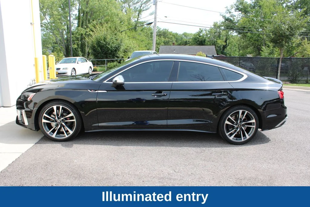 Certified Used 2024 Mythos Black Metallic Audi Premium Plus image 12