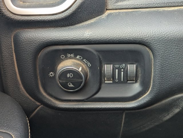 Used 2019 White Ram Big Horn image 16