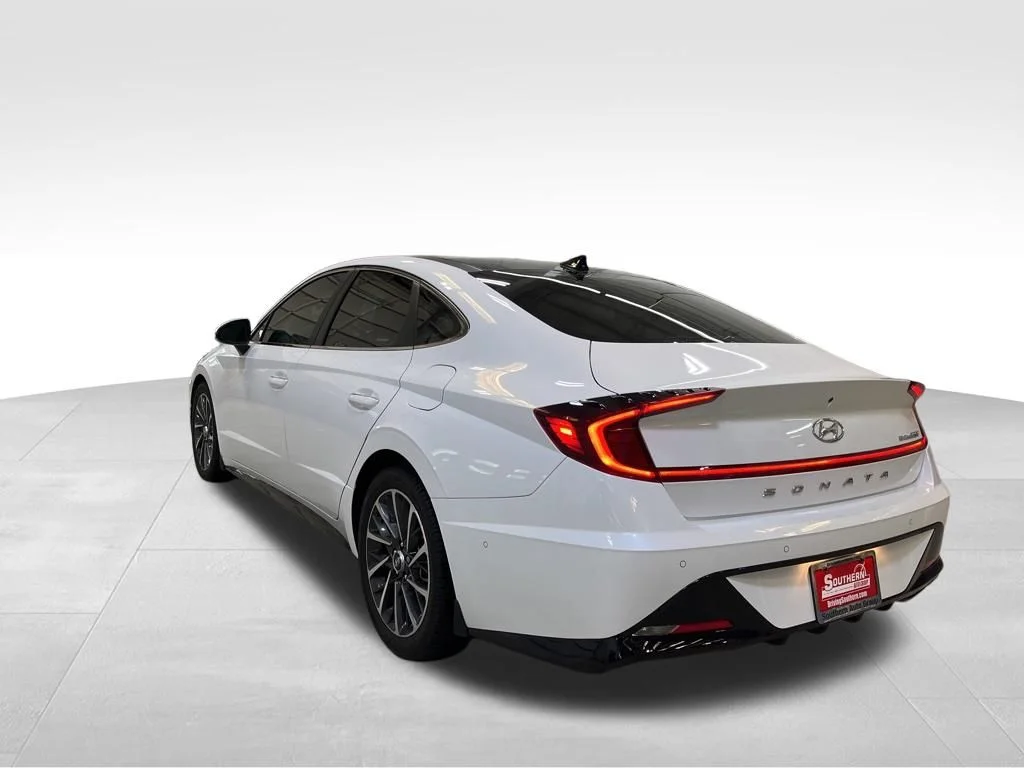 Used 2020 Gray Hyundai Limited image 3