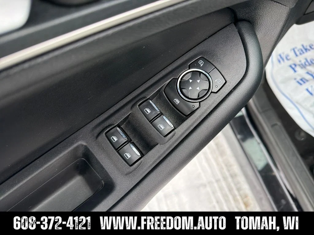2024 Ford Edge SEL - Photo 11