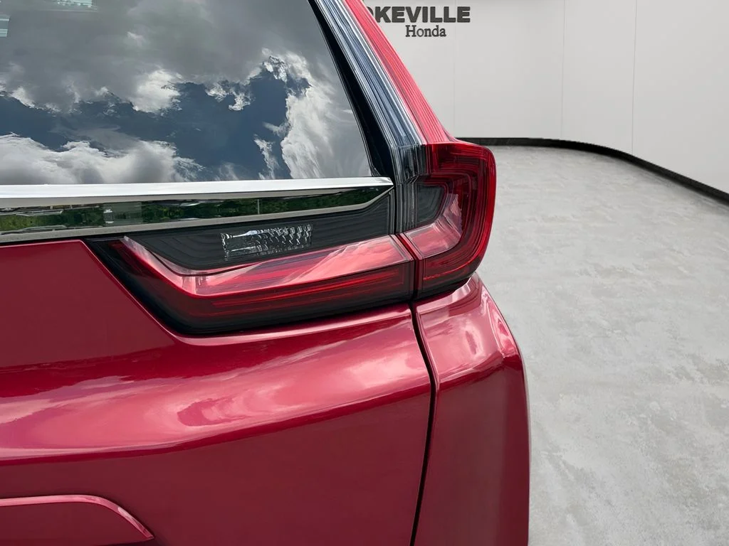 Used 2021 Radiant Red Metallic Honda EX-L image 6