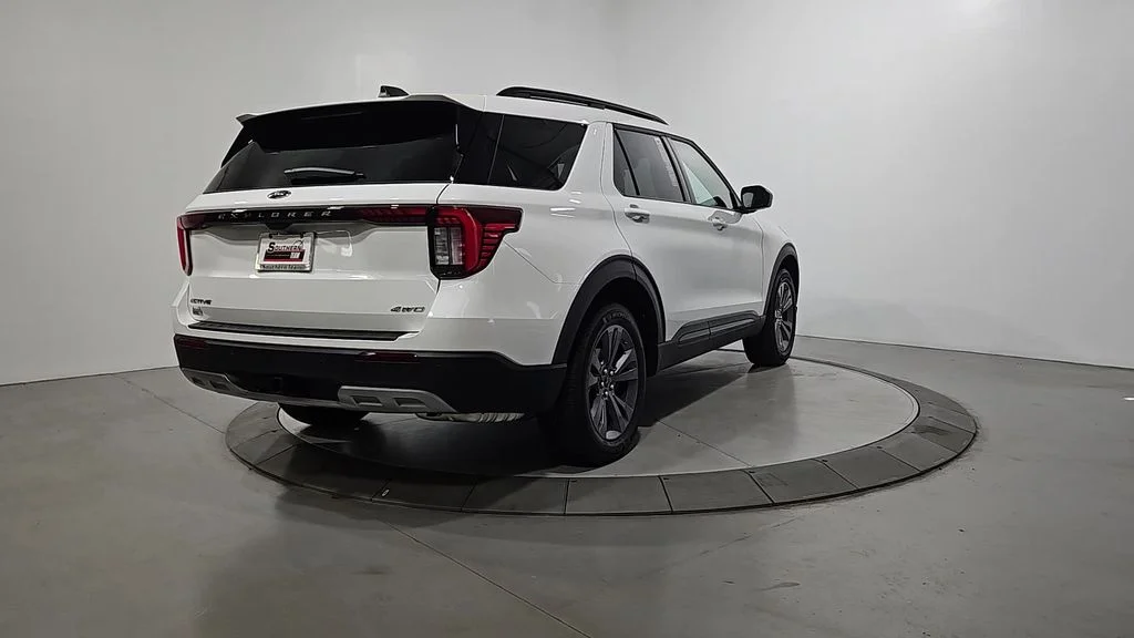 Used 2026 White Ford Active image 5