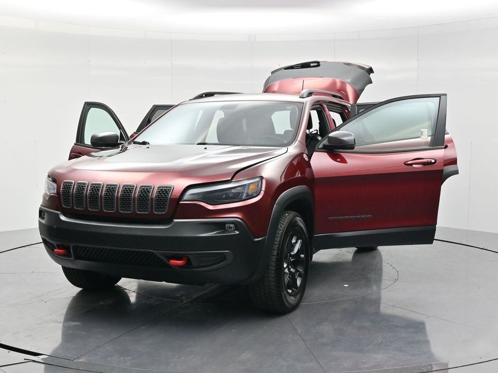 Used 2020 Velvet Red Pearlcoat Jeep Trailhawk image 56