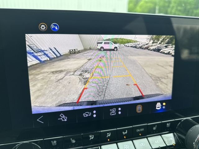 Used 2025 Blue Chevrolet ZR2 image 25