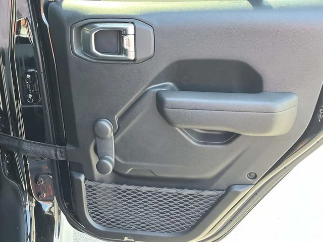 Used 2023 Black Jeep Sport image 20