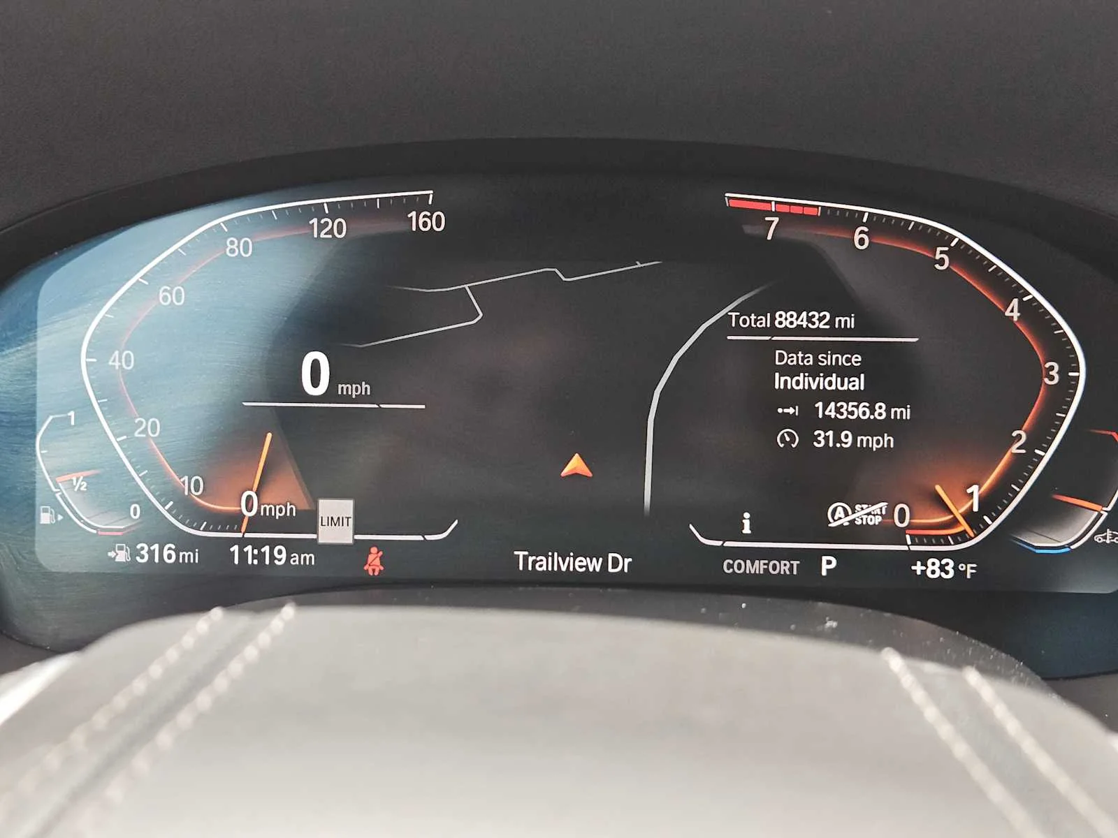 Used 2021 Dark Graphite Metallic BMW 740i xDrive image 10