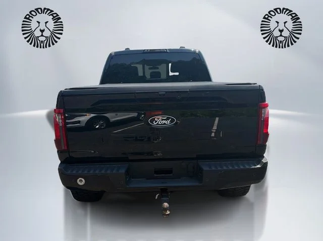 Used 2025 Black Metallic Ford XLT image 7