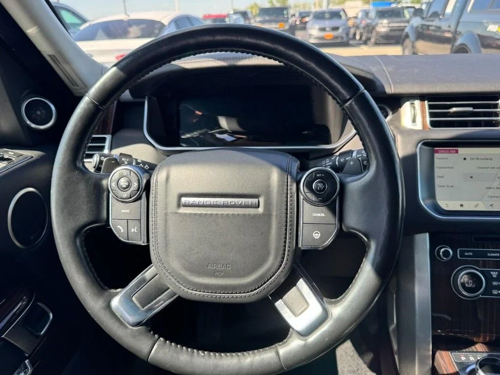 Used 2017 Santorini Black Land Rover HSE image 14