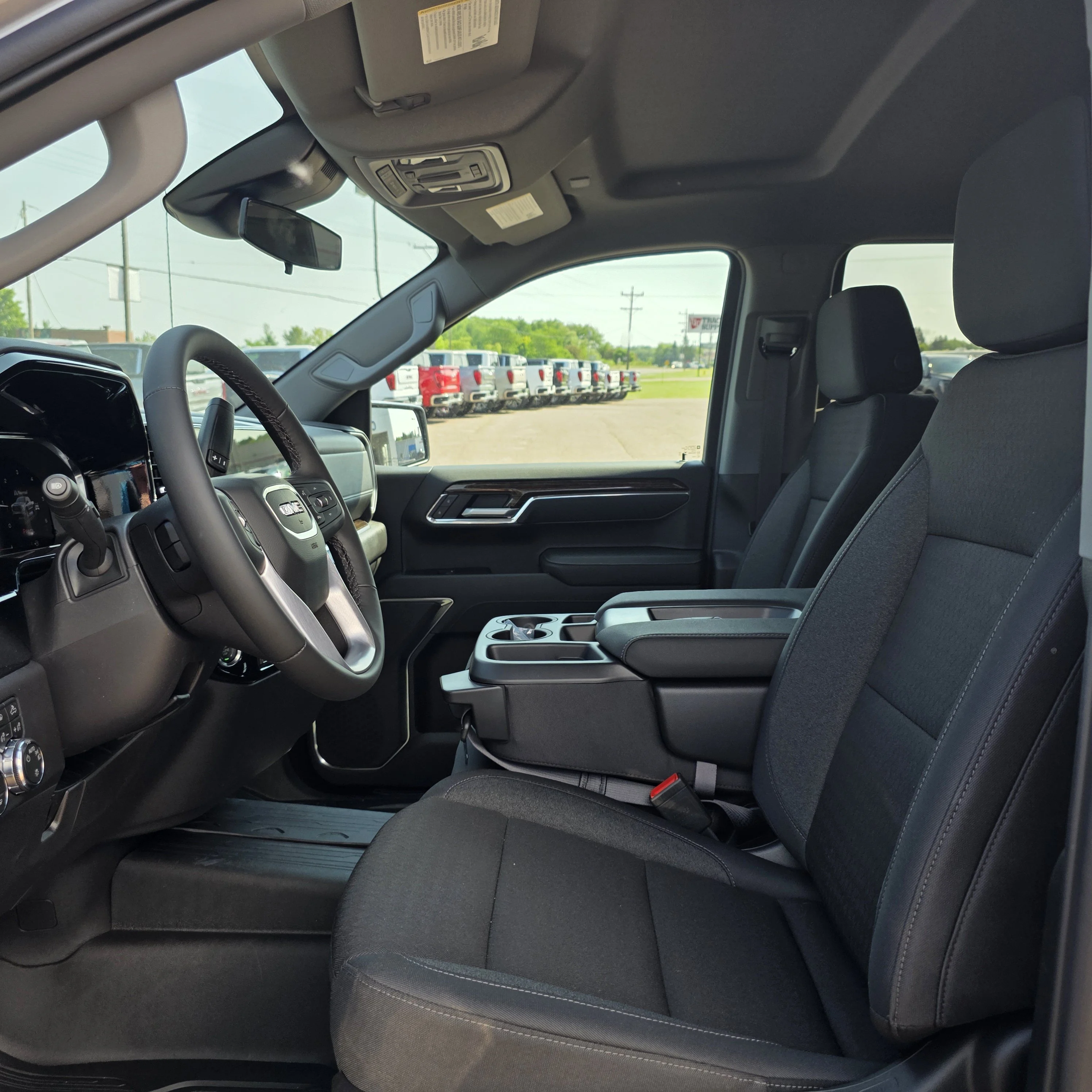 2026 GMC Sierra 1500 SLE - Photo 8