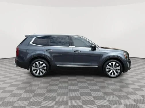 Used 2020 Gray Kia EX image 2