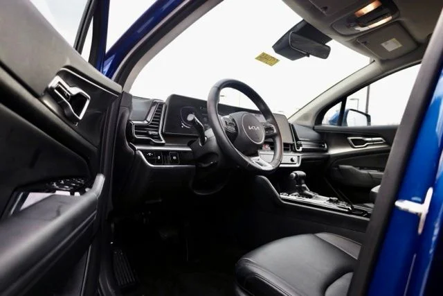 Used 2025 Blue Kia EX image 16