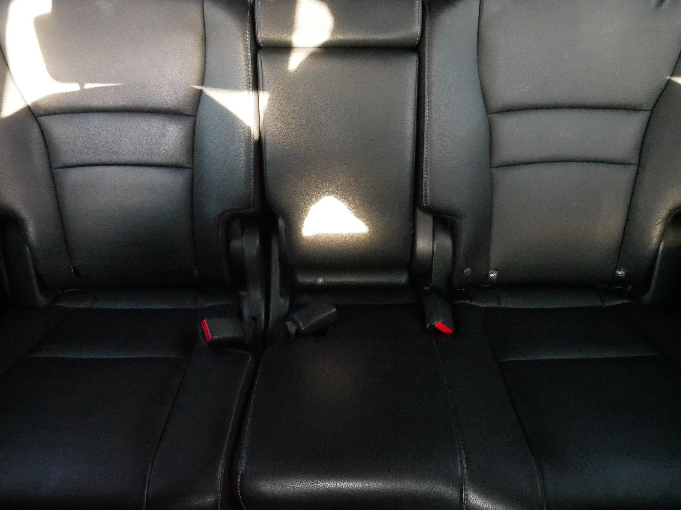 Used 2016 Crystal Black Pearl Honda EX-L image 13