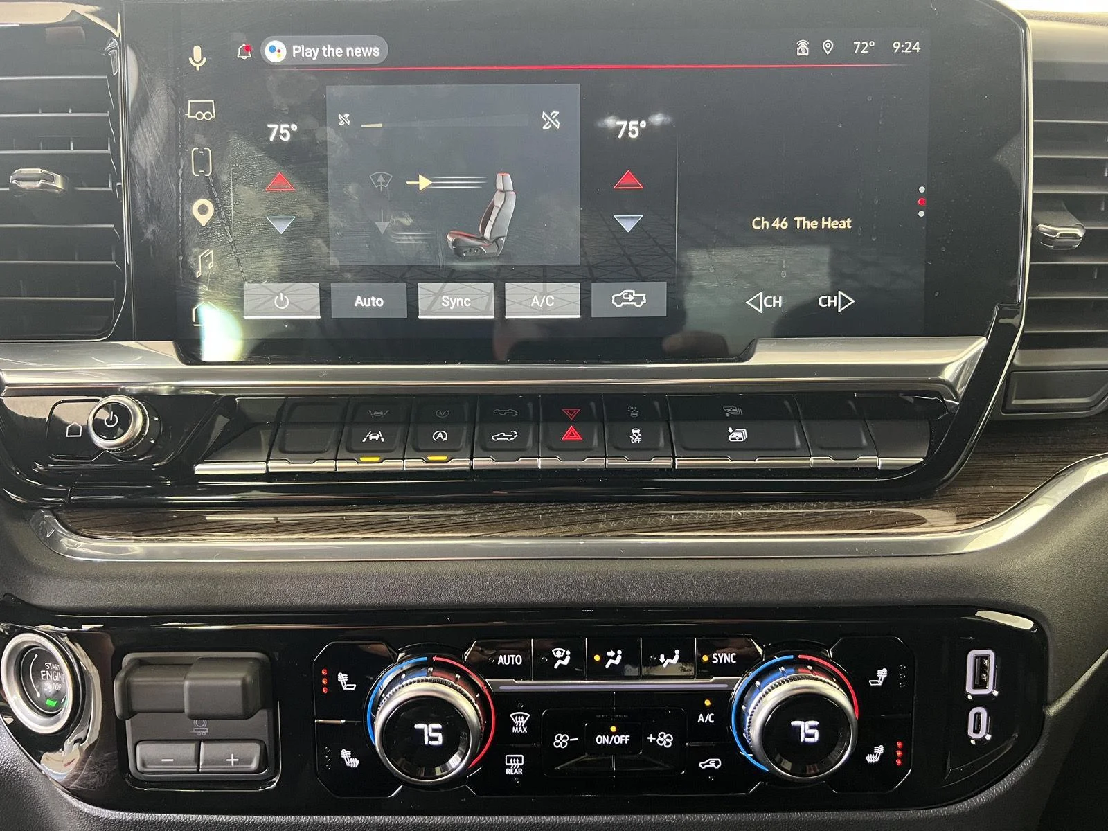 Used 2025 Onyx Black GMC Elevation image 16