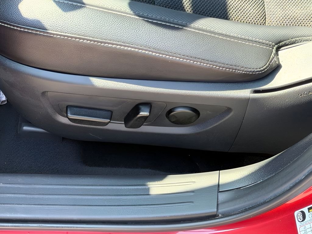 Used 2025 Soul Red Crystal Metallic Mazda 2.5 S Preferred Package image 19