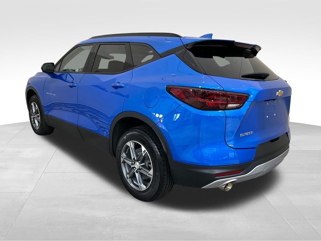 Used 2024 Blue Chevrolet LT image 3