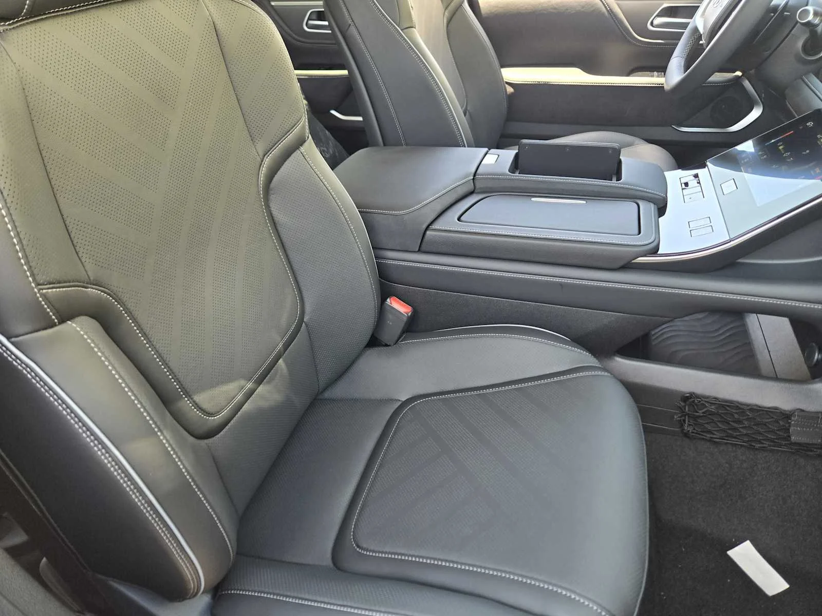 2026 INFINITI QX80 Luxe - Photo 9