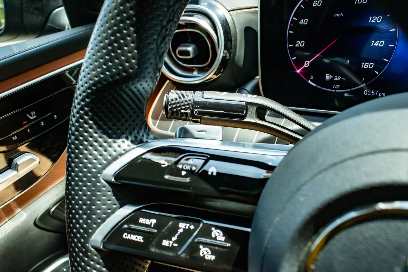 Used 2022 Black Mercedes-Benz C 300 image 22