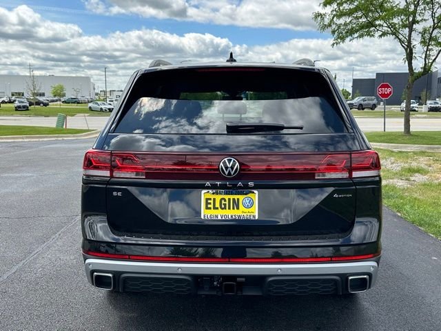 New 2026 Deep Black Pearl Volkswagen 2.0T Peak Edition image 5
