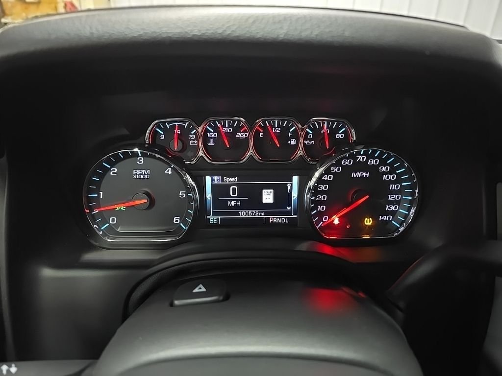 Used 2019 Silver Chevrolet LT image 24