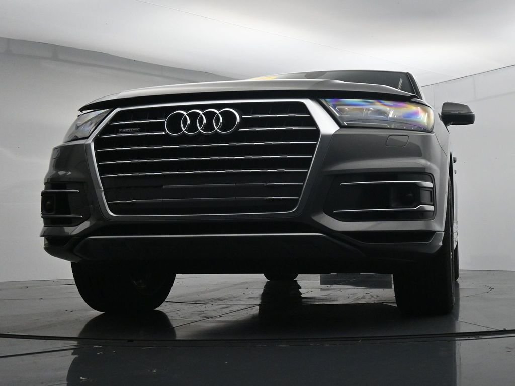 Used 2017  Audi 3.0T Premium Plus image 36