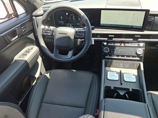New 2026 Silver Hyundai Calligraphy image 9