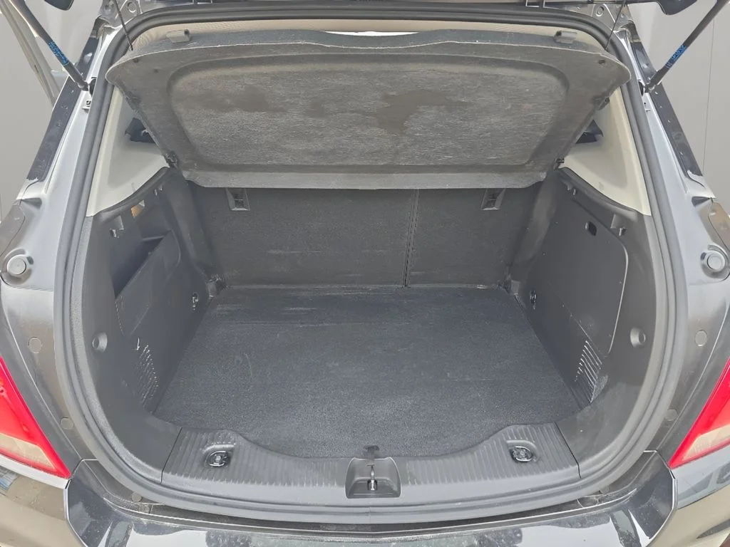 Used 2019 Black Chevrolet 1LT image 29