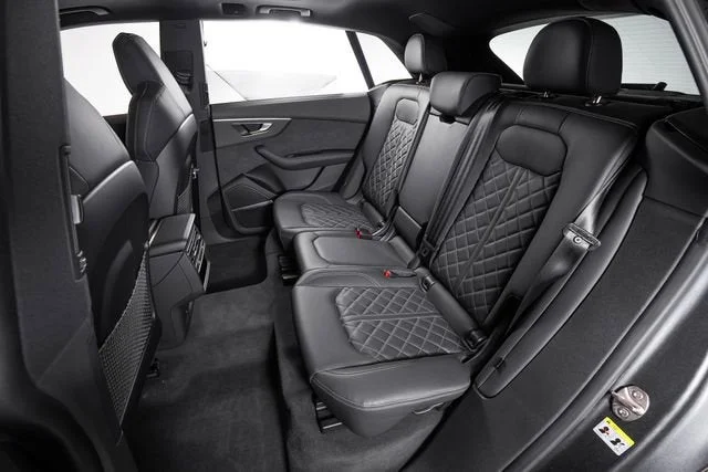 Used 2024 Daytona Gray Pearl Effect Audi 4.0T Prestige image 22