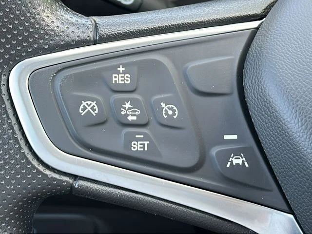 Used 2023 Gray Chevrolet LT image 19