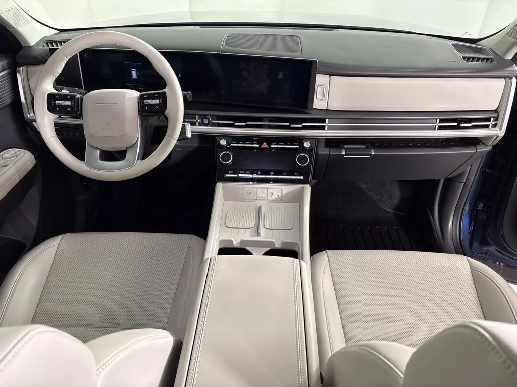 Used 2025 Blue Hyundai SEL image 13