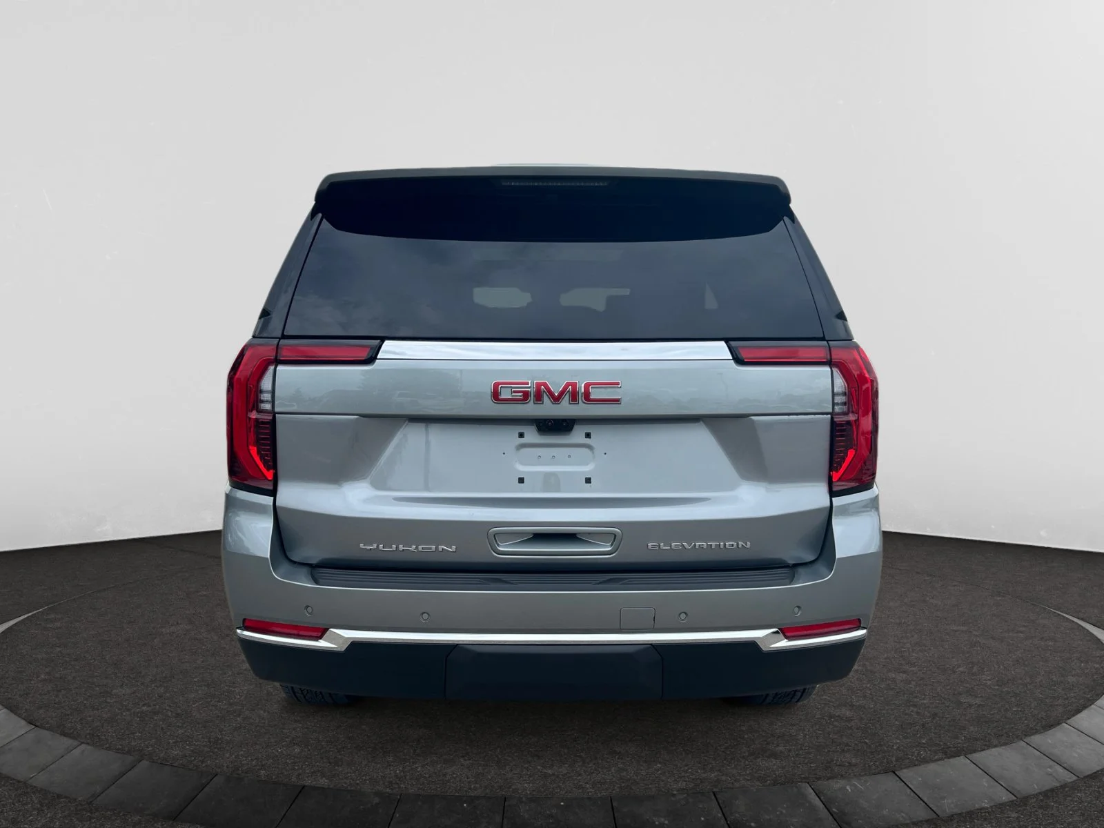 New 2026 Sterling Metallic GMC Elevation image 4