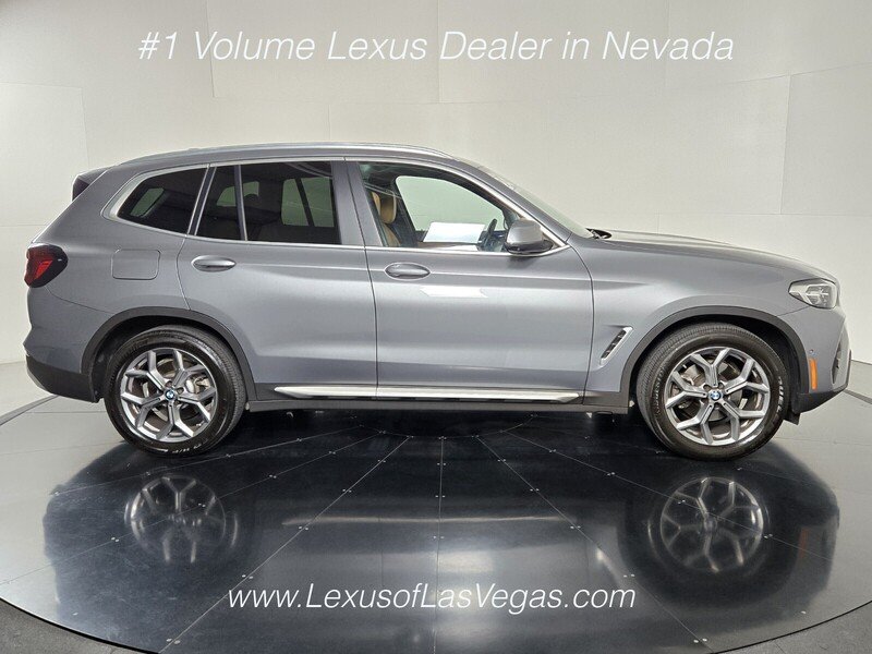 Used 2024 Gray Metallic BMW sDrive30i image 7