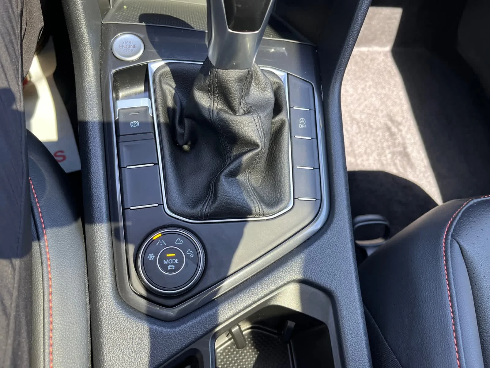 Used 2024 Pure White Volkswagen Wolfsburg Edition image 30