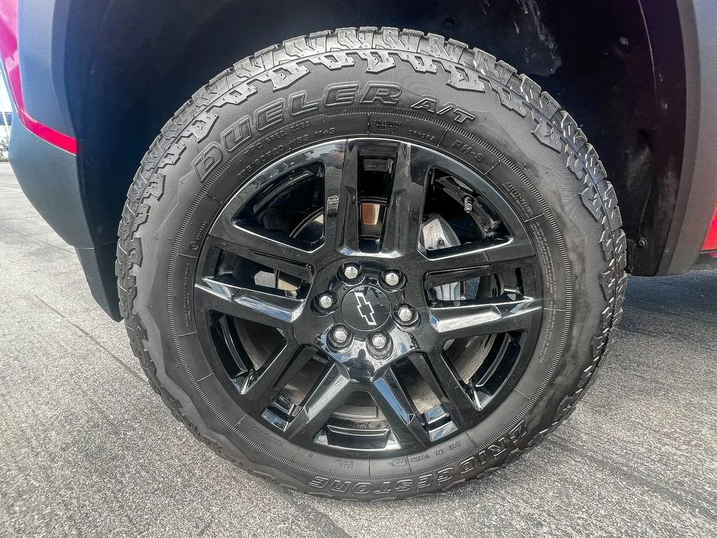 Used 2025 Red Chevrolet Trail Boss image 10