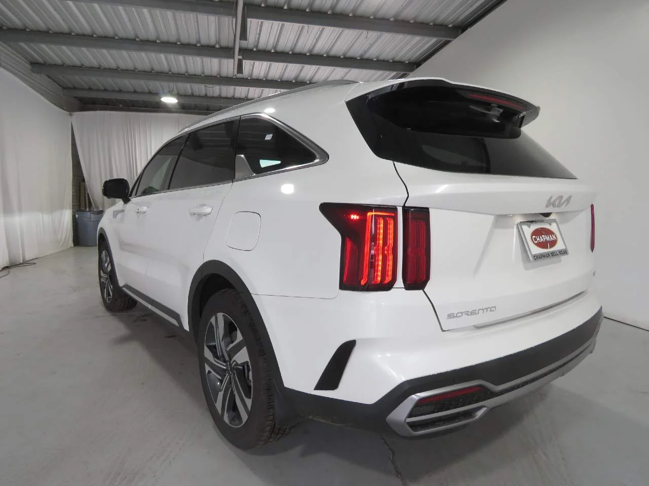 Used 2023 Snow White Pearl Kia SX Prestige image 6