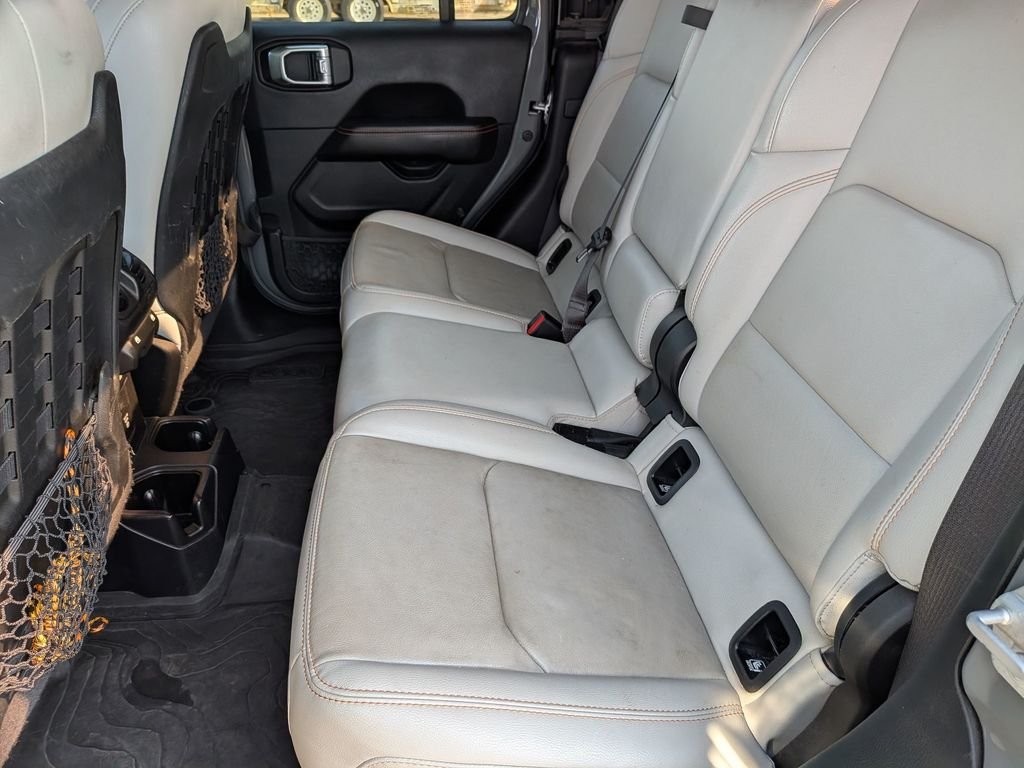 Used 2021 Gray Jeep Mojave image 26