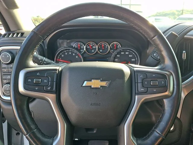 Used 2019 White Chevrolet LT image 19