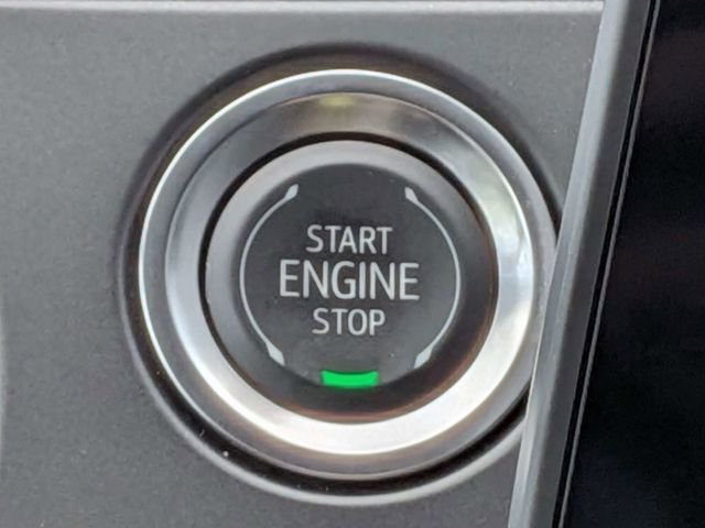 Used 2025 Black Chevrolet LT image 35