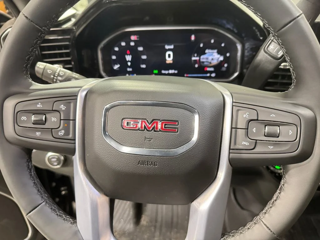 New 2026 Onyx Black GMC Elevation image 15