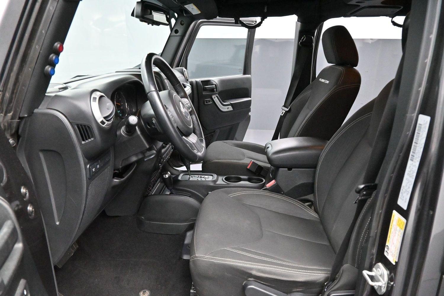 Used 2017 Granite Crystal Metallic Clearcoat Jeep Rubicon image 11