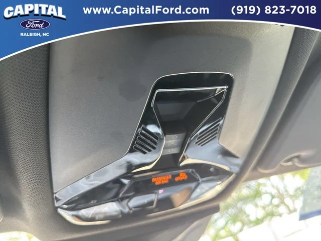 Used 2025 Black BMW xDrive28i image 33