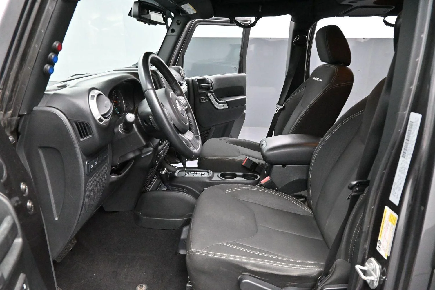 Used 2017 Granite Crystal Metallic Clearcoat Jeep Rubicon image 11