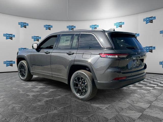 New 2026 Baltic Gray Metallic Clear-Coat Exterior Paint Jeep Laredo Altitude image 3