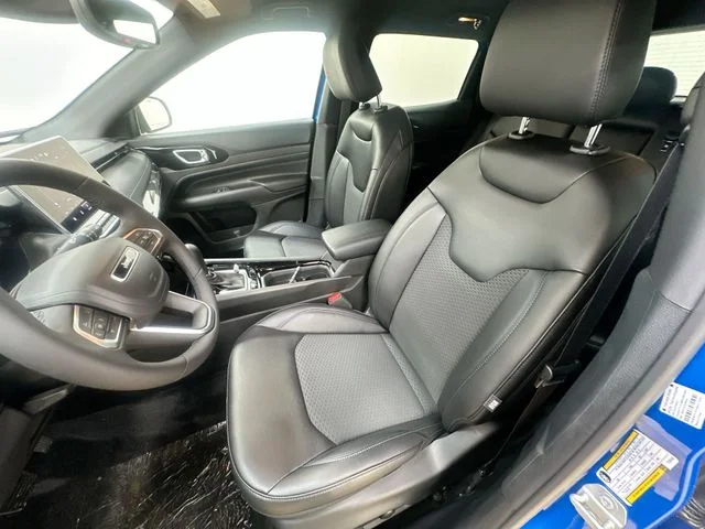 New 2026 Hydro Blue Pearlcoat Jeep Altitude image 14